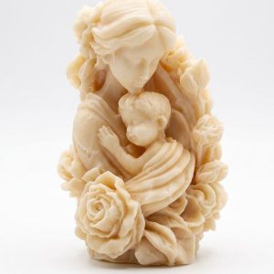 Colección artesanal de velas decorativas y figuras aromáticas